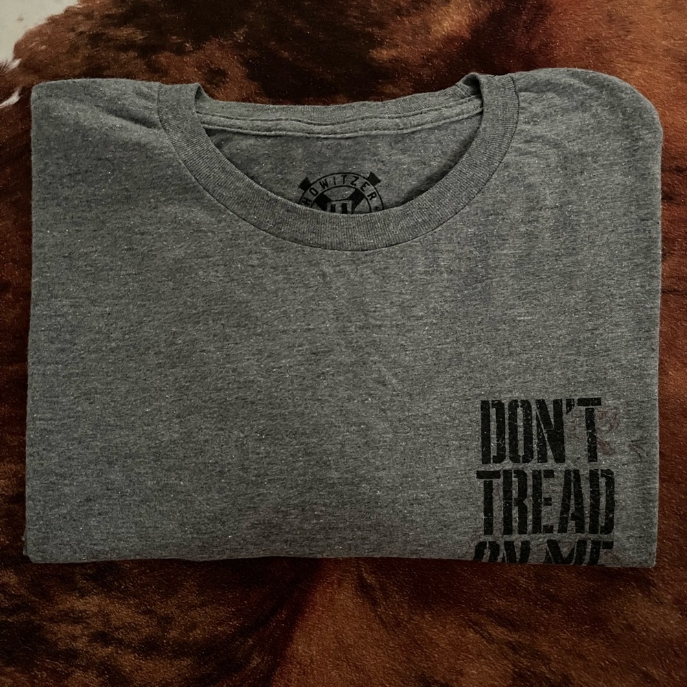 Howitzer Mens Don’t Tread On Me Long Sleeve Shirt